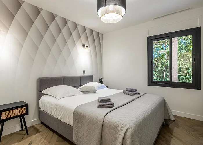 New! De Luxe Centre Villa Cannes