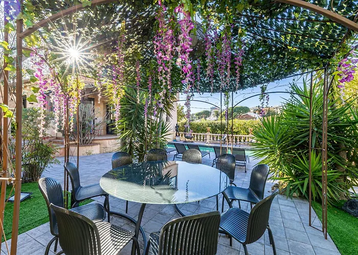 New! De Luxe Centre Cannes